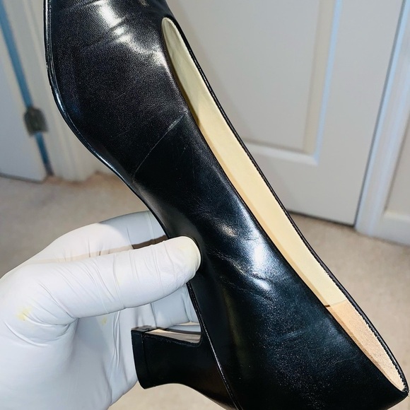 Nine West Black Leather Pumps. - Picture 9 of 15